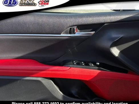 Used 2020 Toyota Camry XSE image 10