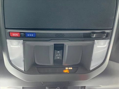 Used 2026 Subaru Forester Premium image 14