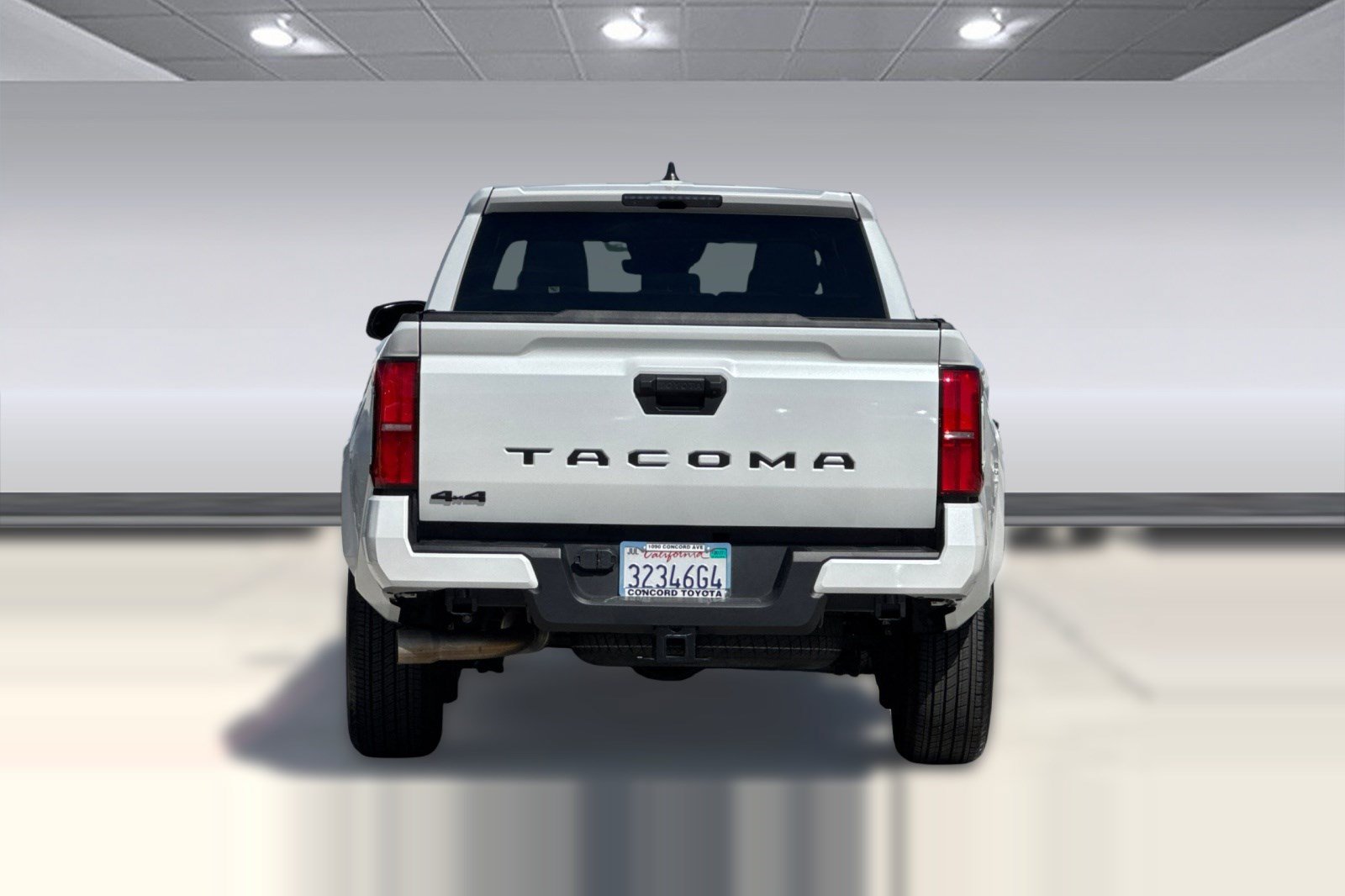 Certified 2025 Toyota Tacoma TRD Sport AWD/4WD image 10