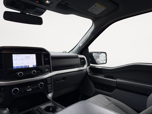 Used 2022 Ford F150 XLT w/ Equipment Group 301A Mid image 11