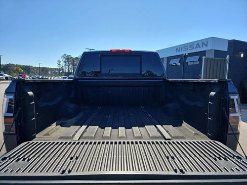 Used 2013 Nissan Titan SV w/ SV Premium Utility Pkg image 15