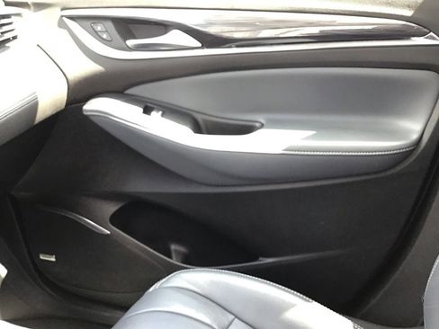 Used 2021 Buick Enclave Essence w/ Sound and Sites Package image 20