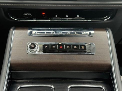 New 2026 Lincoln Aviator Reserve AWD/4WD image 13