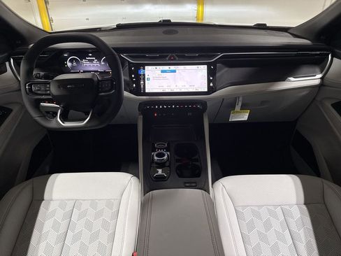 New 2026 Jeep Cherokee Overland AWD/4WD image 10