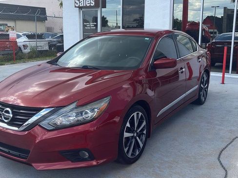 Used 2017 Nissan Altima 2.5 S w/ Power Driver Seat Package FWD image 8