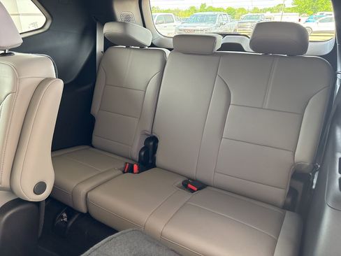 New 2026 GMC Acadia Elevation image 18