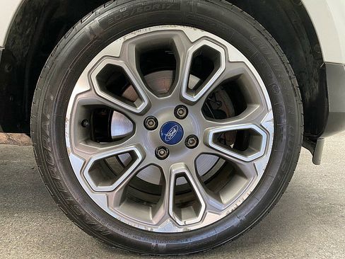 Used 2018 Ford EcoSport Titanium image 26