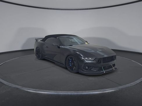 Used 2024 Ford Mustang GT Premium RWD image 3