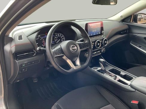 Used 2025 Nissan Sentra SR FWD image 15