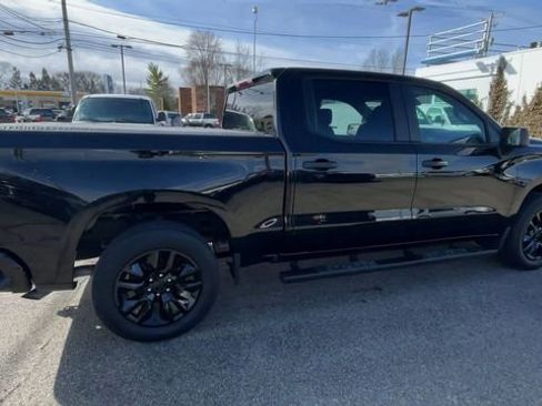 Used 2021 Chevrolet Silverado 1500 Custom image 2