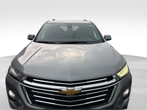 Used 2023 Chevrolet Traverse LT FWD image 11