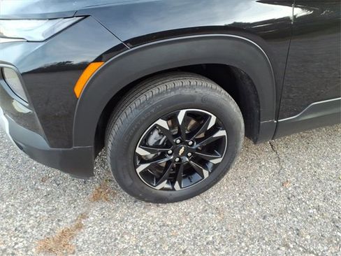 Certified 2023 Chevrolet TrailBlazer LT w/ Convenience Package image 4