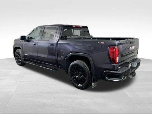 Used 2022 GMC Sierra 1500 Elevation w/ Elevation Premium Package AWD/4WD image 11