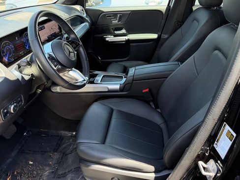 Used 2024 Mercedes-Benz EQB 300 4MATIC image 16