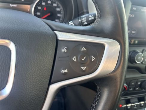 Certified 2023 GMC Terrain SLT image 35