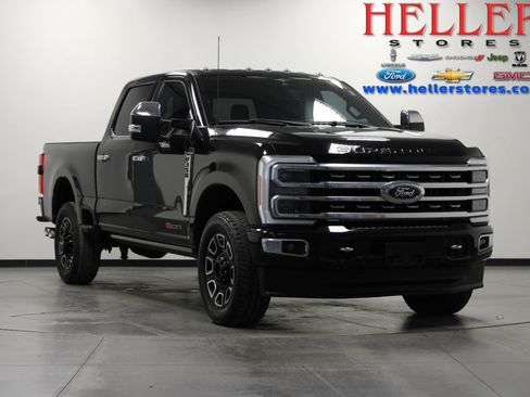 Used 2023 Ford F350 Platinum image 1