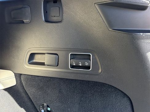 Used 2023 Mercedes-Benz GLS 450 GLS 450 image 40