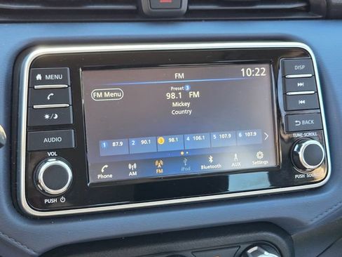 Used 2023 Nissan Versa SV FWD image 28