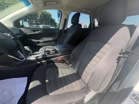 Used 2018 Ford Edge SEL FWD image 11