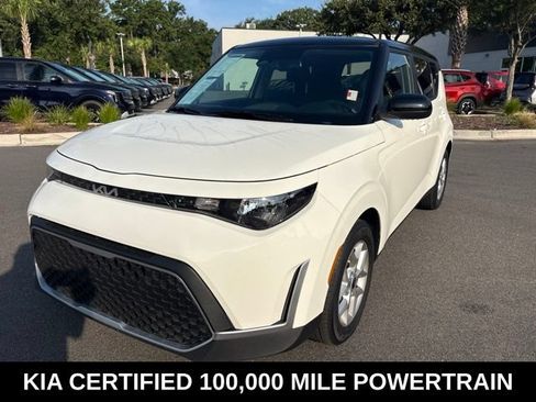 Certified 2025 Kia Soul S FWD image 1