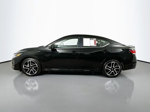 Used 2025 Nissan Sentra SR FWD image 5