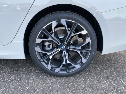 New 2026 BMW 330i xDrive Sedan AWD/4WD image 5