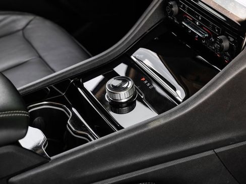 Used 2023 Jeep Grand Cherokee L Limited w/ Black Appearance Package RWD image 34