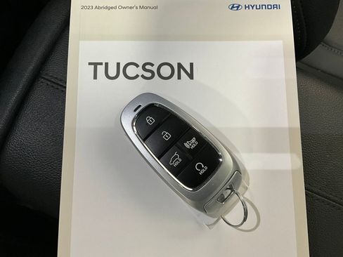 Used 2023 Hyundai Tucson SEL w/ Convenience Package AWD/4WD image 13