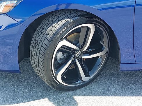 Used 2022 Honda Accord Sport image 29