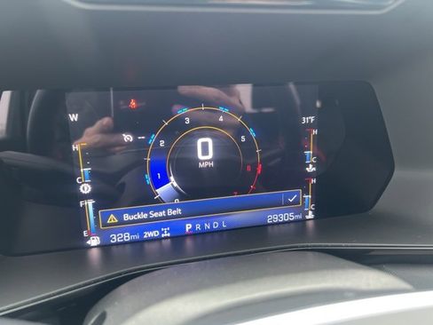 Used 2023 Chevrolet Colorado Z71 w/ Z71 Convenience Package 2 image 11