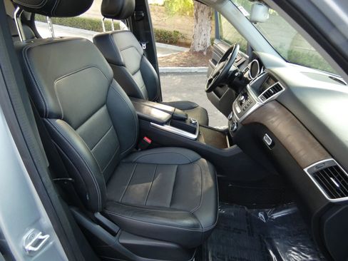 Used 2015 Mercedes-Benz ML 350 4MATIC image 30