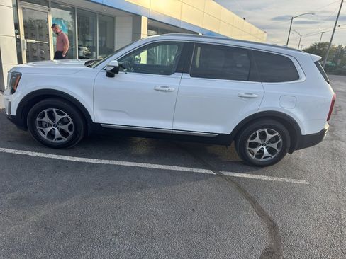 Used 2020 Kia Telluride EX w/ Towing Package image 7