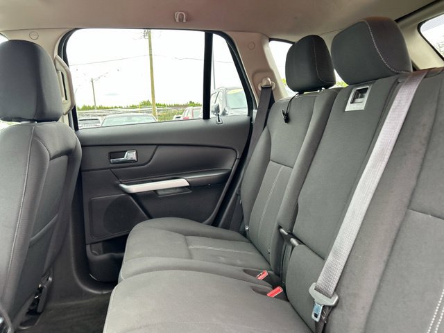 Used 2013 Ford Edge SE FWD image 18