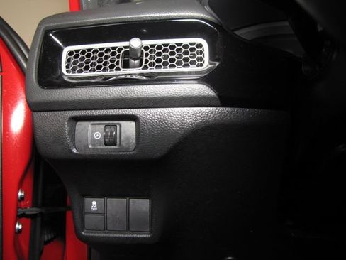 Certified 2025 Honda Civic Sport Touring image 9