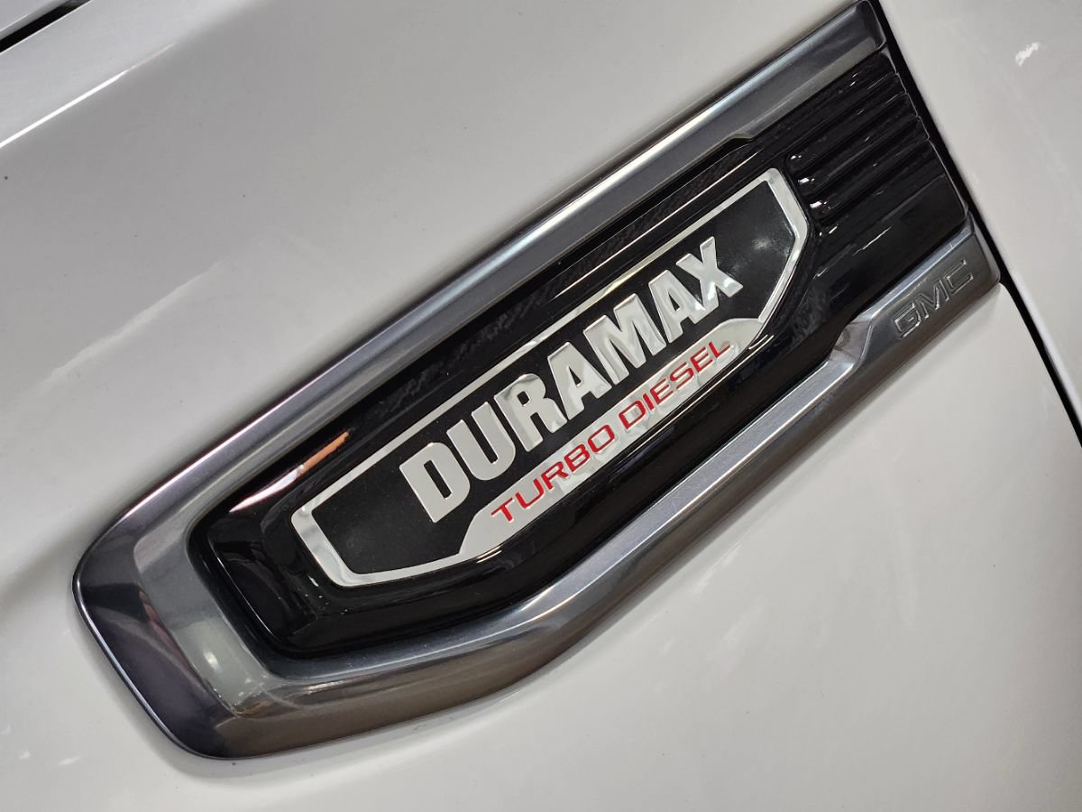 Used 2025 GMC Sierra 1500 AT4 w/ AT4 Premium Package AWD/4WD image 28