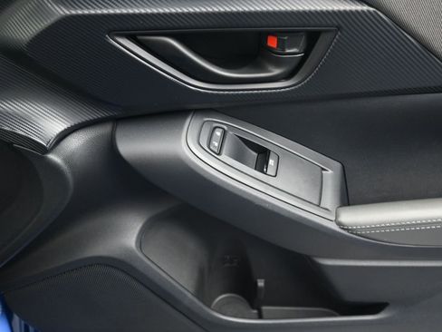 Certified 2025 Subaru Crosstrek 2.0i Premium image 16