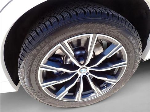 Used 2023 BMW X5 M50i w/ Climate Comfort Package AWD/4WD image 7