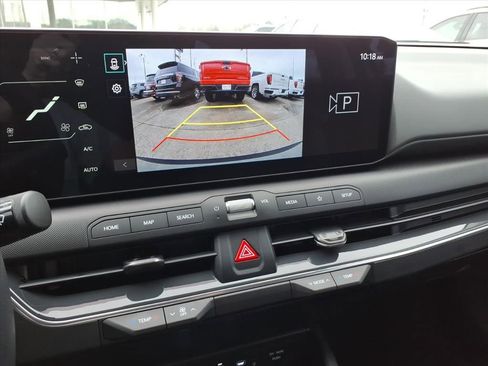 Used 2025 Kia K4 EX image 27