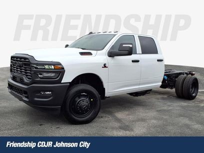 New 2025 RAM 3500 Tradesman w/ Safety Group