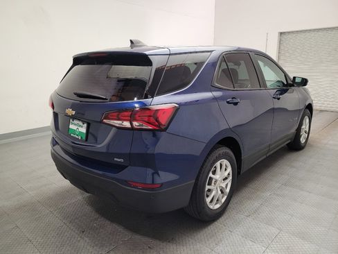 Used 2022 Chevrolet Equinox LS AWD/4WD image 9