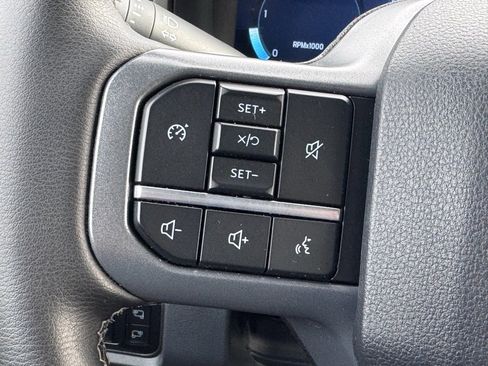 Used 2025 Ford F450 Lariat image 8