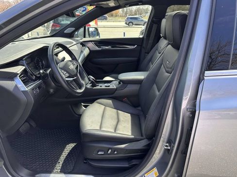 Used 2024 Cadillac XT5 Premium Luxury AWD/4WD image 12