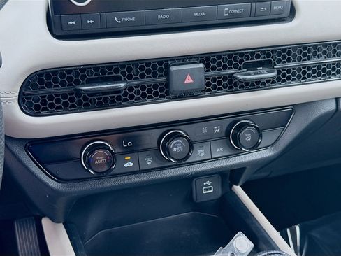 Certified 2025 Honda HR-V LX image 14