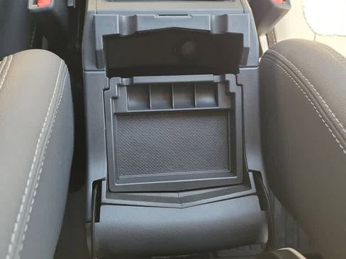 Used 2019 Subaru Forester Premium image 19