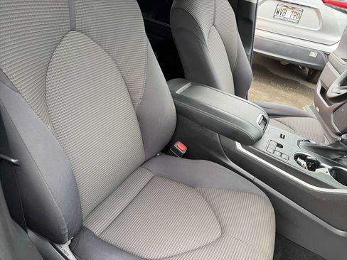Used 2023 Toyota Highlander L FWD image 25