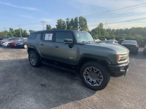 Used 2024 GMC Hummer EV 3X AWD/4WD image 2