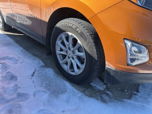 Used 2019 Chevrolet Equinox LT image 4