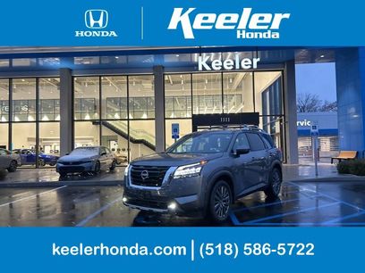 Used 2022 Nissan Pathfinder SL w/ SL Premium Package