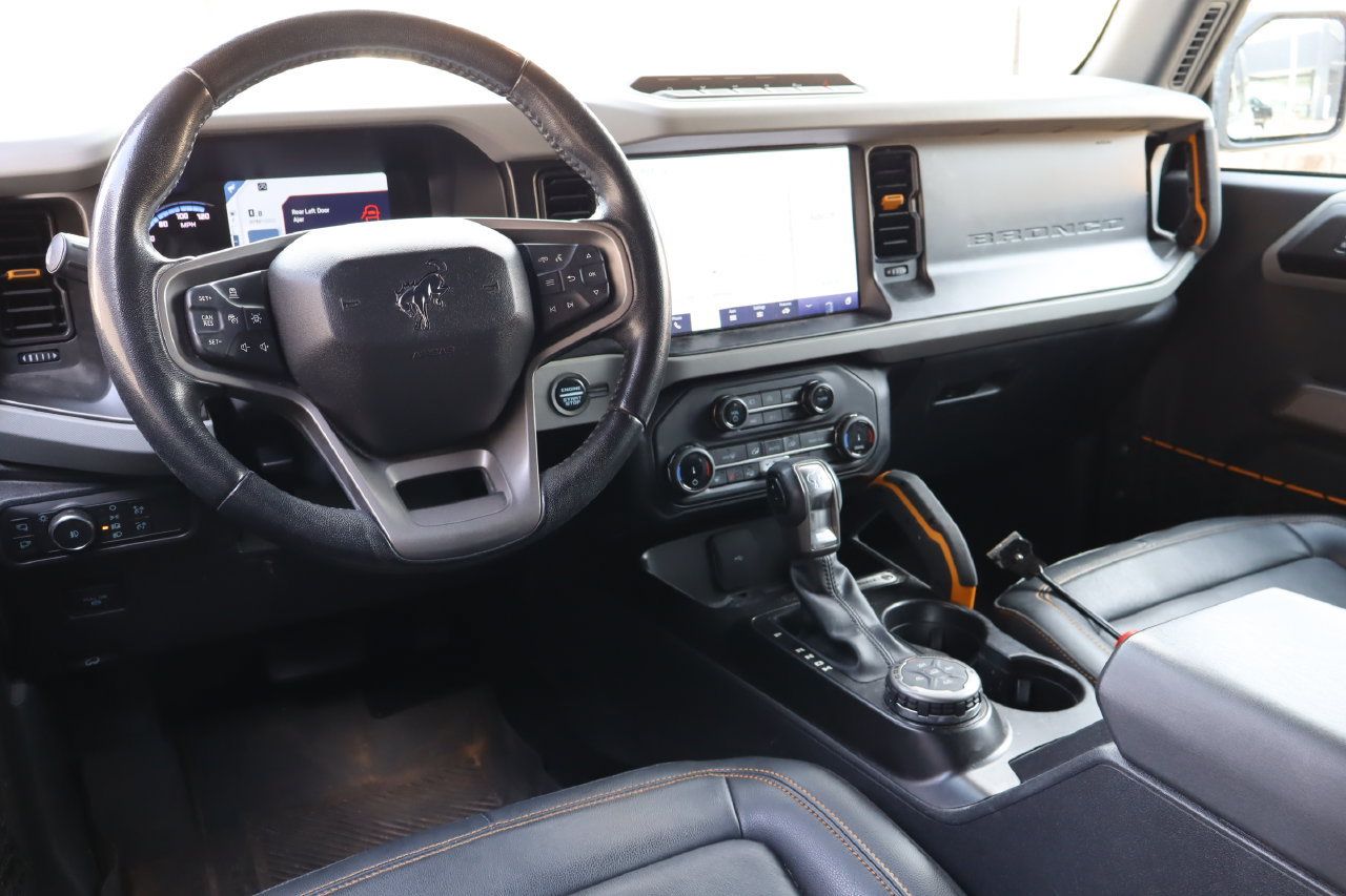 Used 2022 Ford Bronco Badlands AWD/4WD image 4