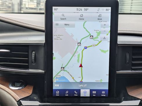 Used 2022 Ford Explorer King Ranch w/ Premium Technology Package image 18